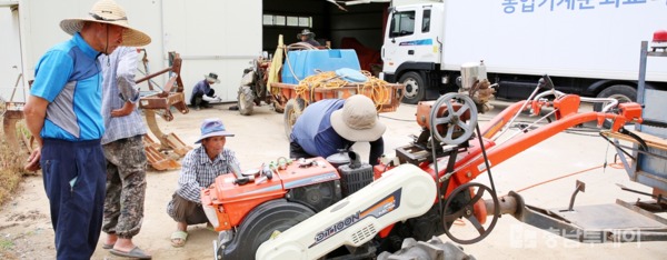태안군이 지역 농업인의 삶의 질 향상과 농기계 안전사고 예방을 위해 이달부터 ‘2019 하반기 농업기계 순회수리교육’을 실시한다.